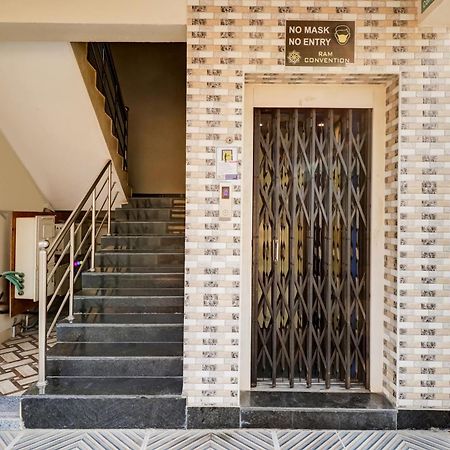 Oyo Vnr Convention Hotel Guntur Ngoại thất bức ảnh