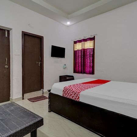 Oyo Vnr Convention Hotel Guntur Ngoại thất bức ảnh