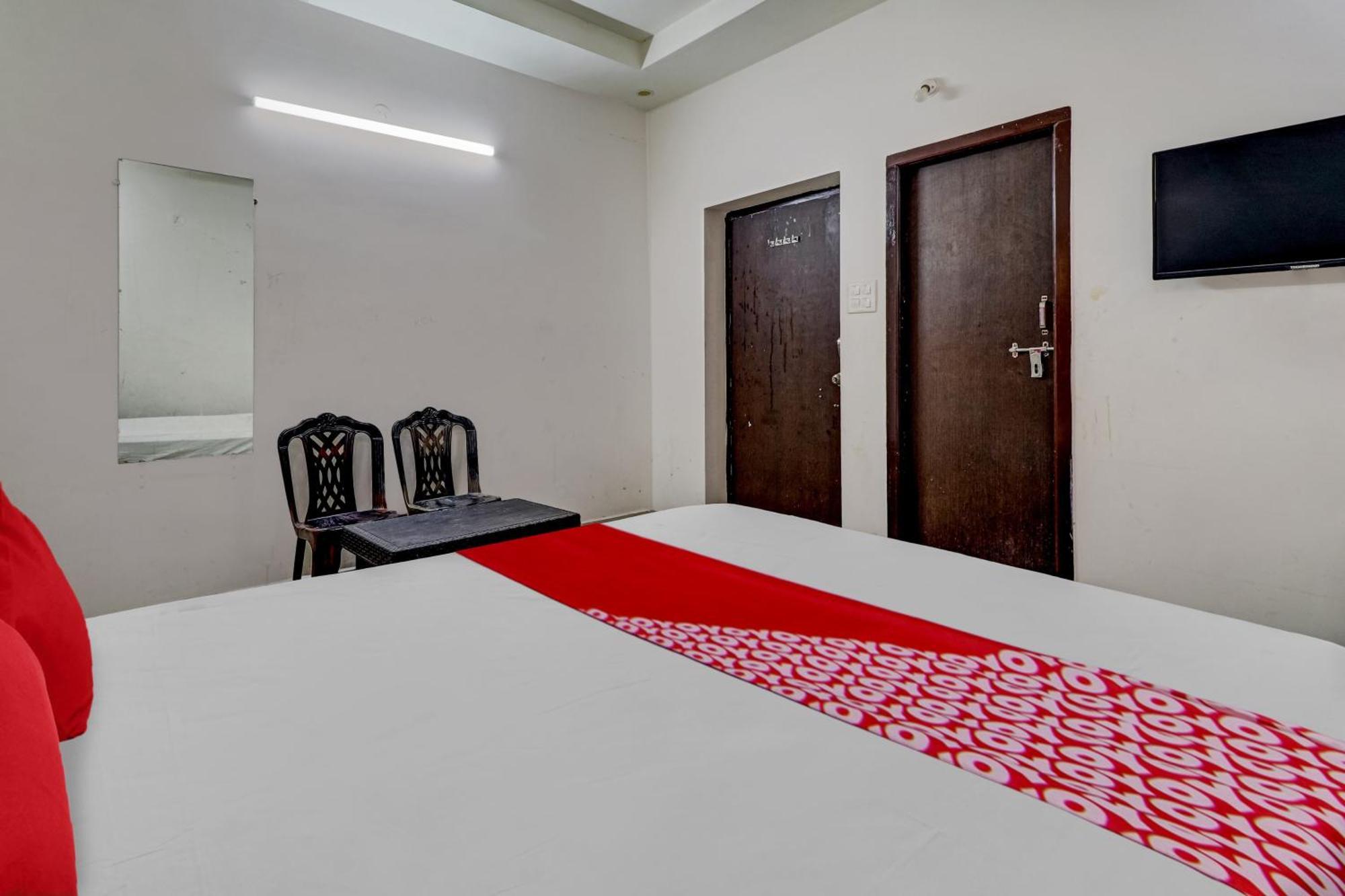 Oyo Vnr Convention Hotel Guntur Ngoại thất bức ảnh