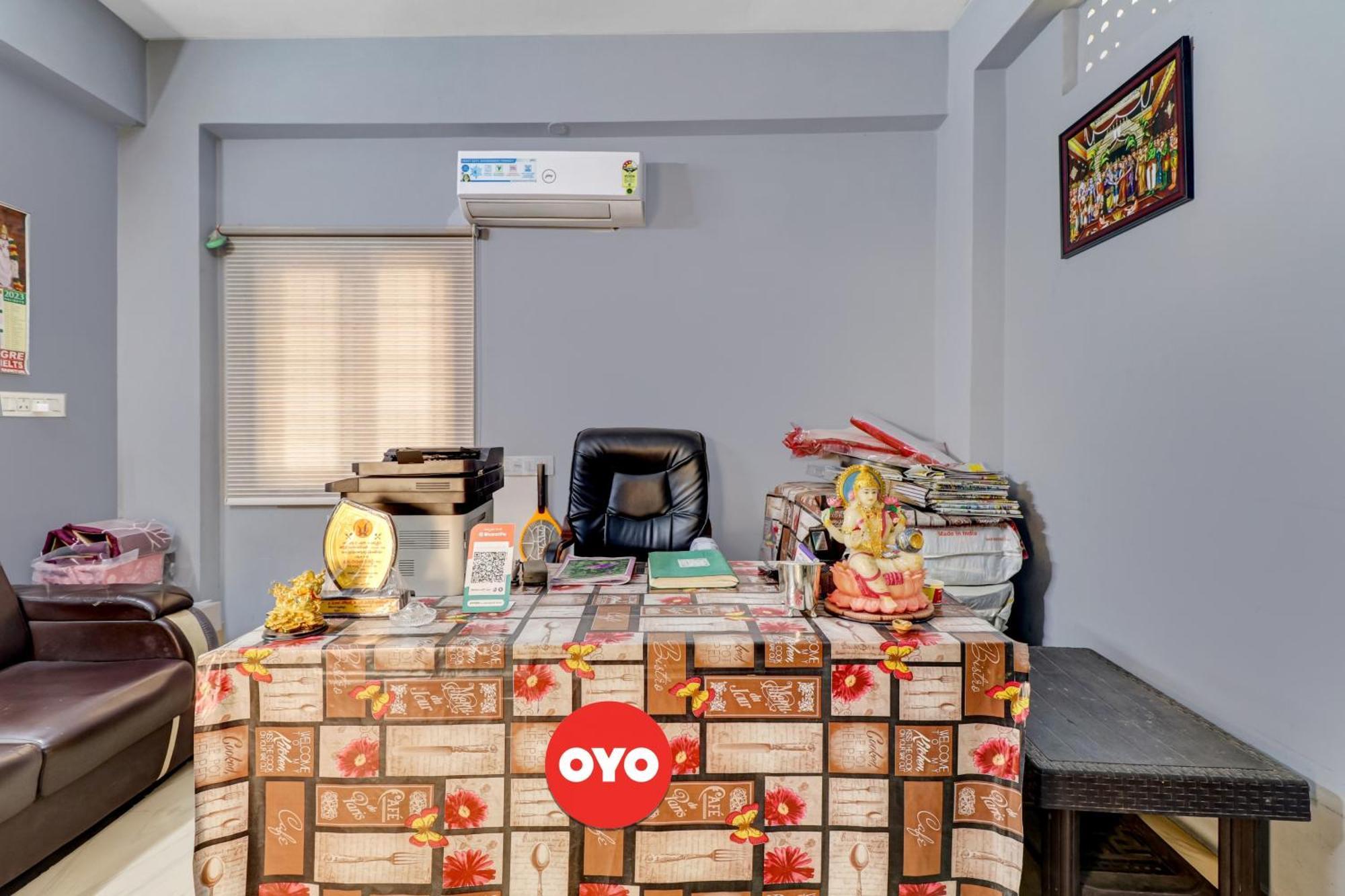 Oyo Vnr Convention Hotel Guntur Ngoại thất bức ảnh