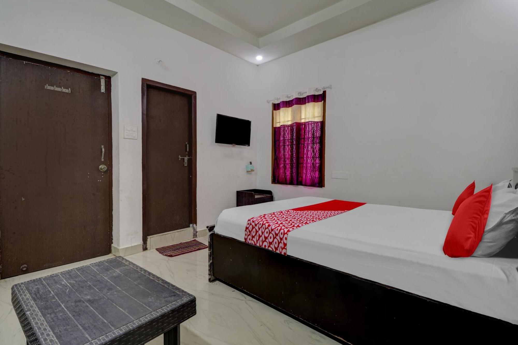 Oyo Vnr Convention Hotel Guntur Ngoại thất bức ảnh